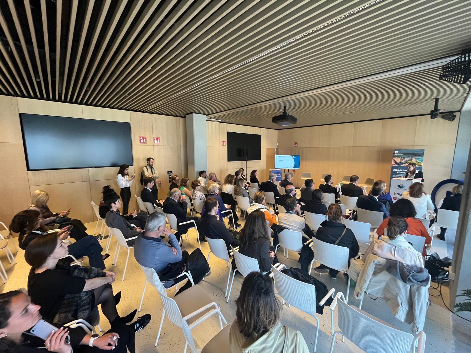 Ponència a l'espai mestral del Port Olímpic