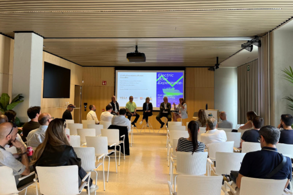 Sala d'actes mestral