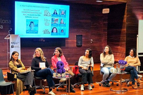 Estíbaliz Amatriain i Elena Cobos, ponents a una taula rodona sobre dones pioneres a sectors masculinitzats